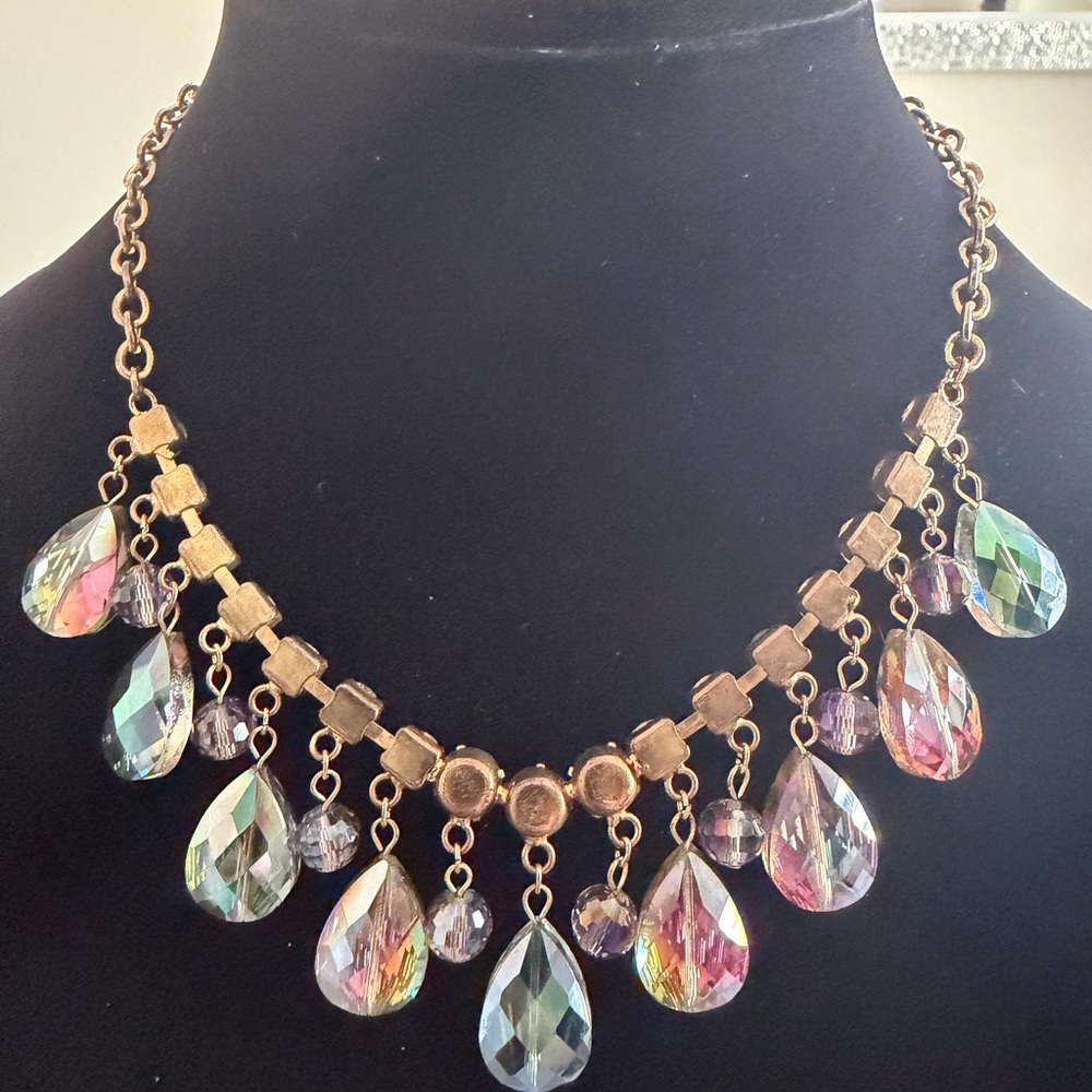 Vintage Purple and Green AB Rhinestone teardrop necklace - Picture 3 of 6